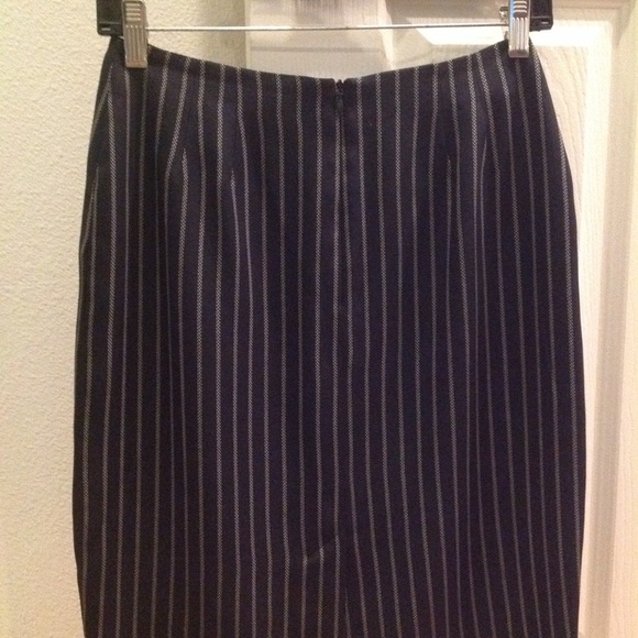 Jacket - Picture 4 of 4